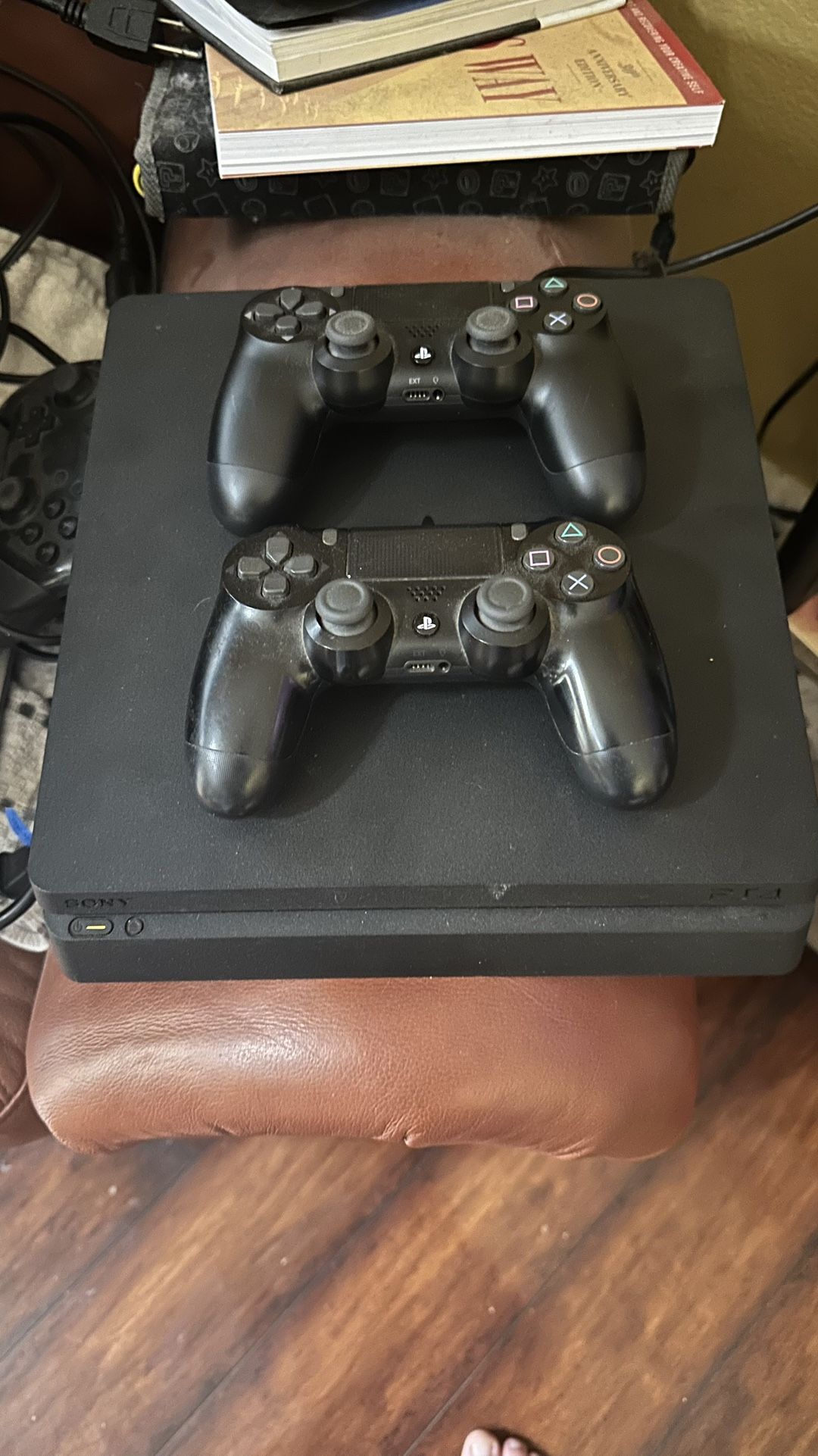 Used SONY PlayStation 4 Slim, 500GB, 13 Games Included 