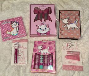 Disney’s Marie Makeup Set