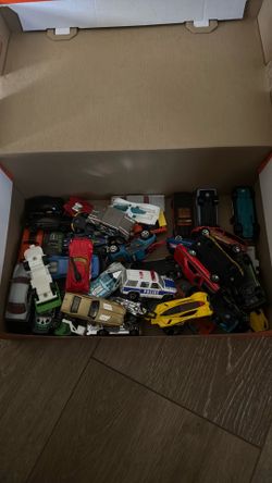 HOT WHEELS
