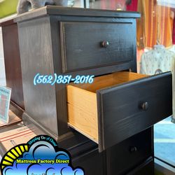 Grey pinewood nightstand dresser cajonera Comoda