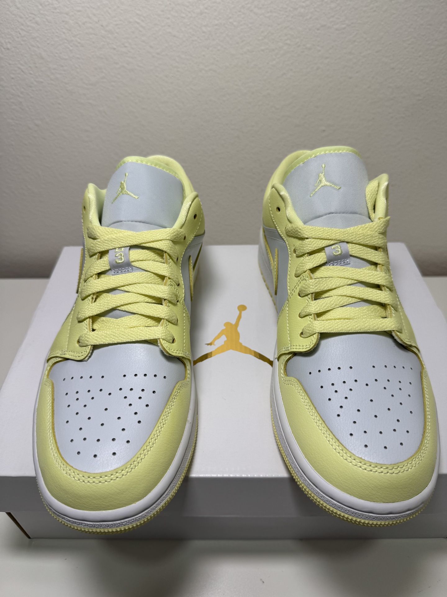 Size 9.5 or 11W - Jordan 1 Low Lemonade / Yellow / Withe