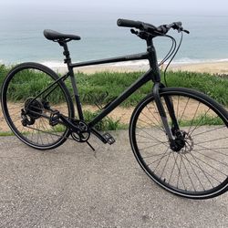 Cannondale Quick 4. 9 Speed Medium Size Lightweight Aluminum Frame With Hydraulic Disc Brakes 