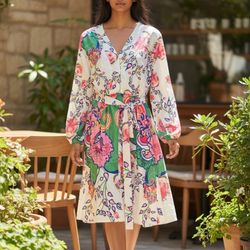 Floral Midi Dress in Multicolor **NEW** w/o Tag