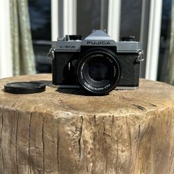 [MINT] Fujica ST605 SLR 35mm Film Camera + Fujinon 55mm F/2.2 Lens