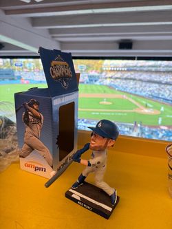 Max muncy  game 7 Bobblehead 2026