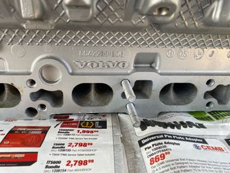 Volvo Cylinder Head