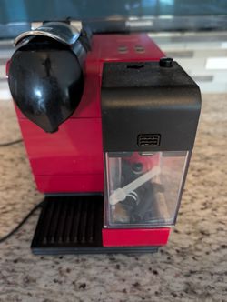 Nespresso DeLonghi Espresso Maker