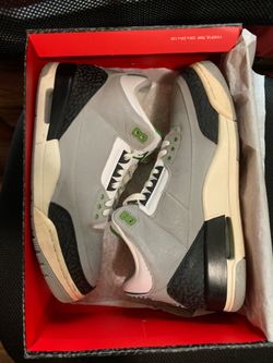 Air Jordan 3 Chlorophyll Size 10