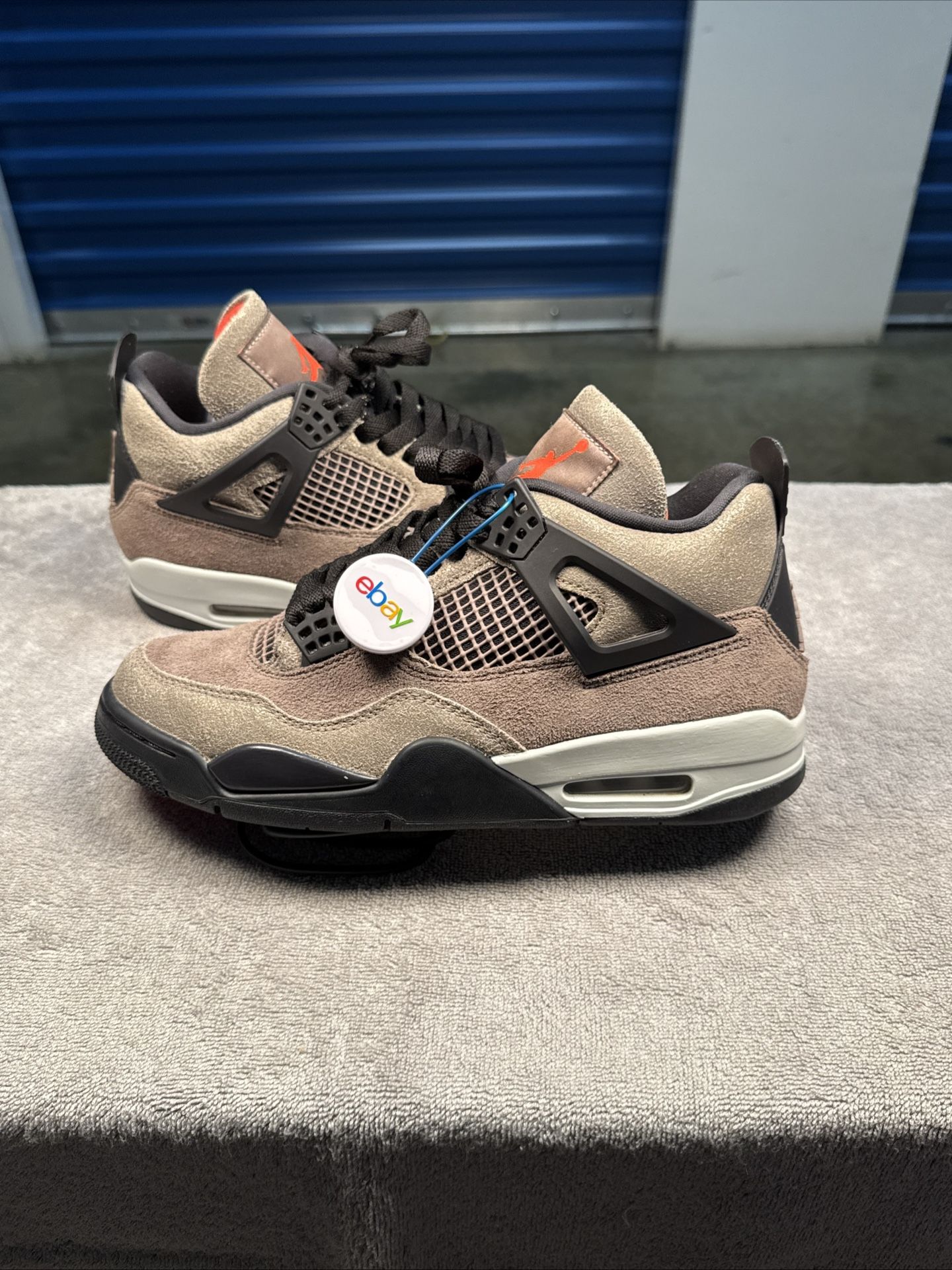 Air Jordan 4 ‘taupe Haze’ Size 8 Brand New