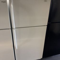 Whirlpool White Apartment Size Refrigerator 
