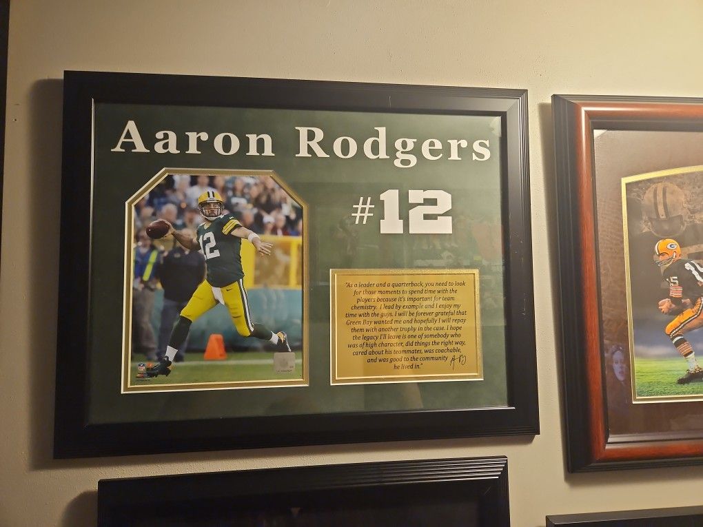 Aaron Rodgers Framed Print