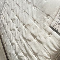 Full Bed With Bed Frame