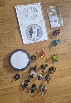 Skylanders lot