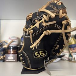 Rawlings Pro Preferred Catchers Mitt 33” RHT