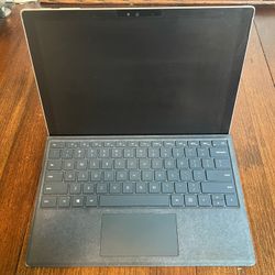 Microsoft Surface Pro 4 256gb i7 processor 8gb no charger, windows 11