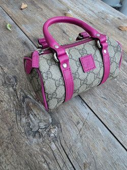 Gucci GG Supreme Mini Joy boston bag!!