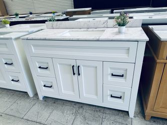 Bathroom cabinet
