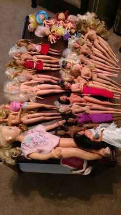 Vintage 1966 Barbie dolls