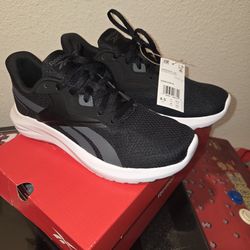 Reebok Women's Energen Lux Women's sz 8.5 Running Shoes(black)