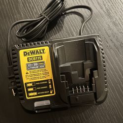 Dewalt 4Amp Charger 