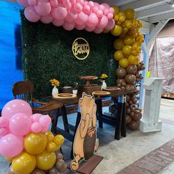 Balloon Arch Pooh Bear 