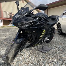 2015 Yamaha R3 