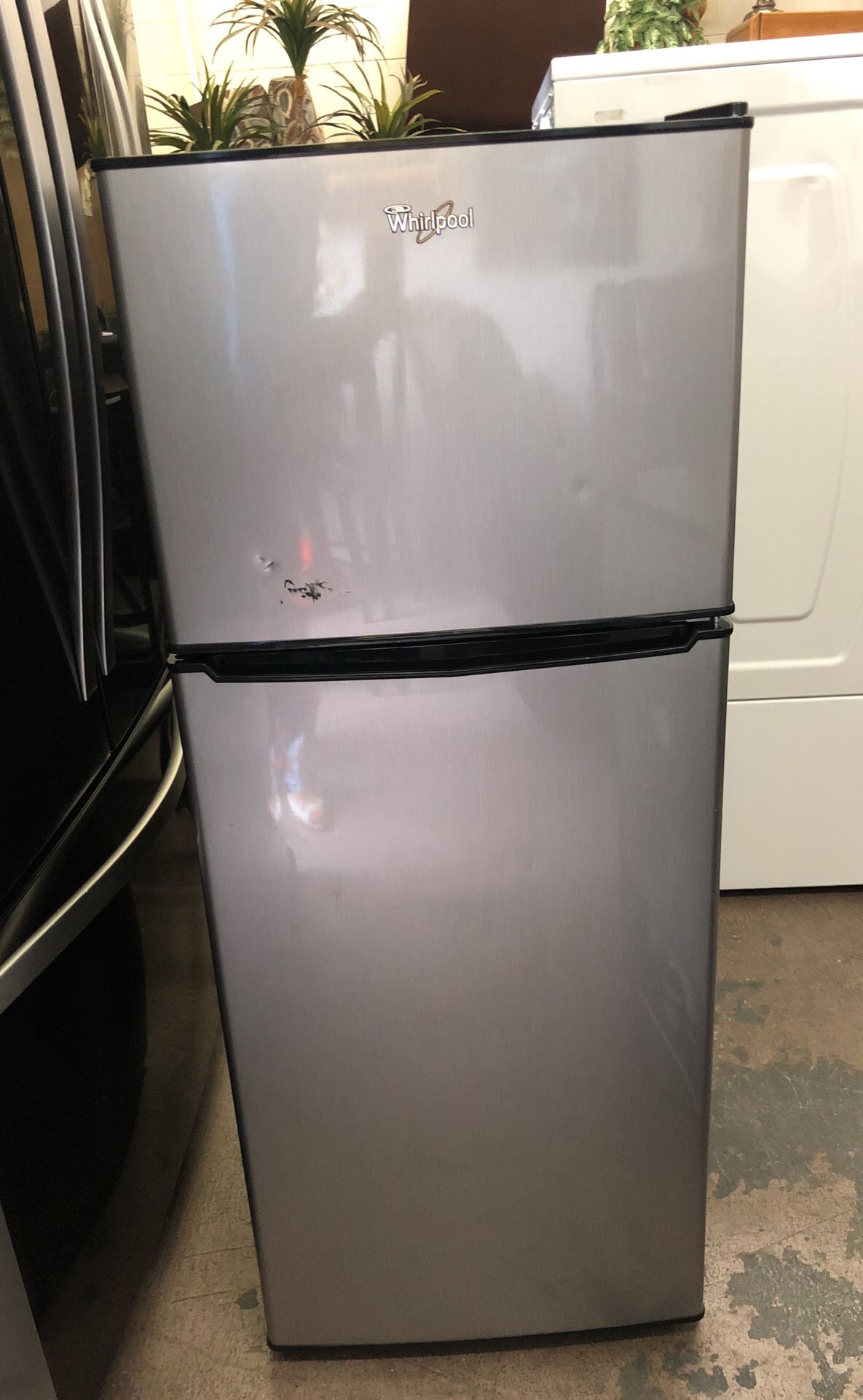 Medium size mini fridge with freezer