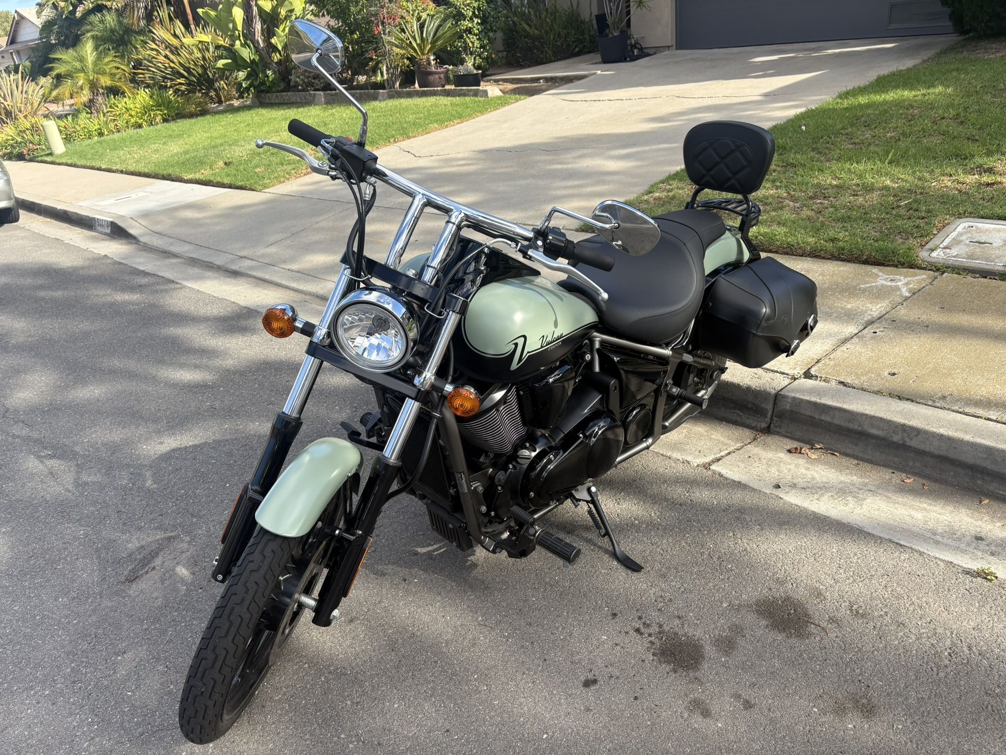 2023 Kawasaki Vulcan 900 Custom