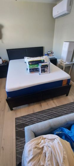 Queen Bedframe & Mattress Bedset Combo (FREE Delivery & Assembly Included!)