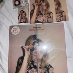 Beabadoobee Fakeitflowers Vinyl Bundle