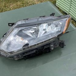 2014-2016 Nissan Rogue Left Side Headlight Halogen OEM