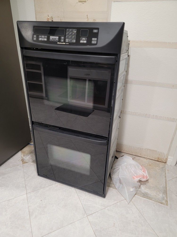 Kitchen Aid Dual Wall Oven 27" Electric