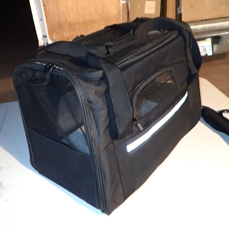 Black Large Pet Carrier, Soft Sided Cat Carriers for Pets Under 20 lbs