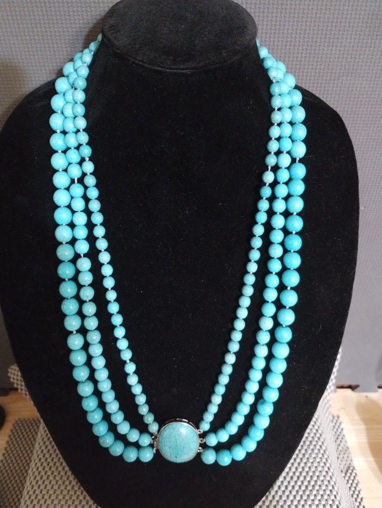 3 Strand Faux Turquoise small to large bead Necklace 