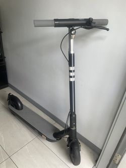 OKAI Neon Electric Kick Scooter - ES10 18.6-50 Miles Range & 15.5-20 MPH