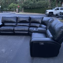 Sectional Couch/Sofa - Recliner - Leather - Black - Delivery Available 🚛