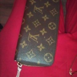 Louie Vuitton clementine wallet