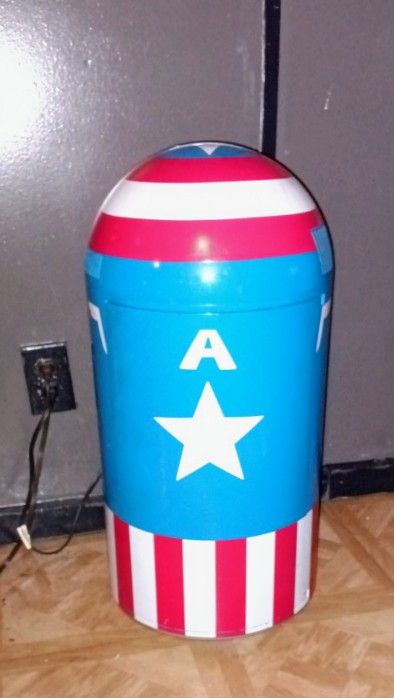 Marvel Captain America Shield Mini-Fridge