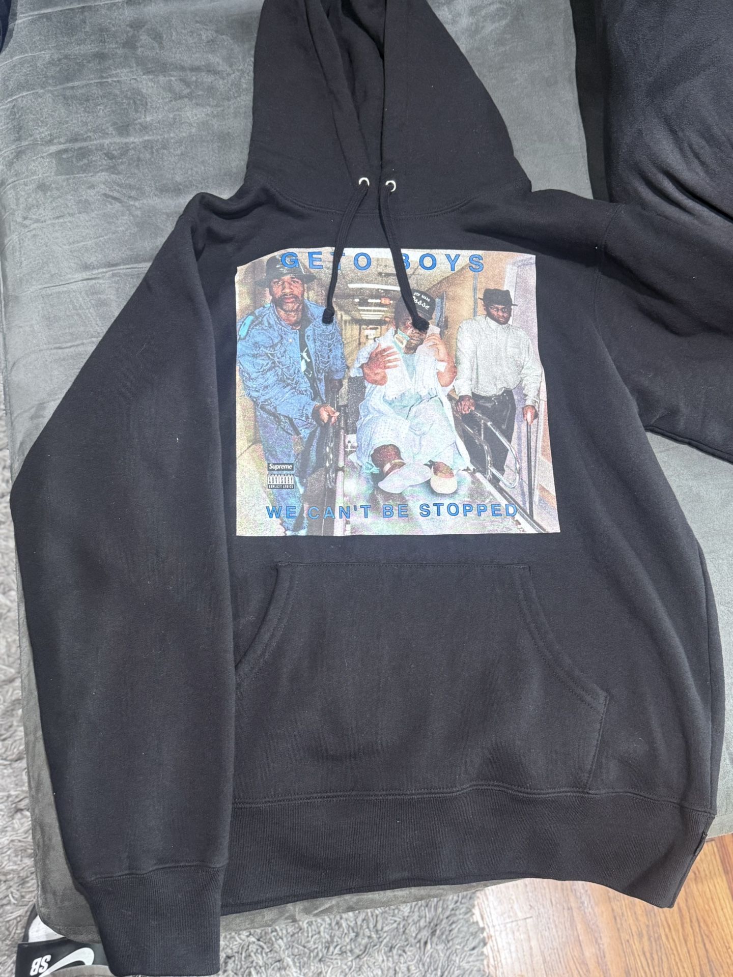 SUPREME HOODIE