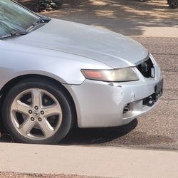 2005 Acura Tsx   $1200 0B0.  Complete Running   Or Parts ! No Title !