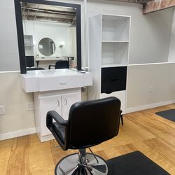 Salon station mirror with cabinets
