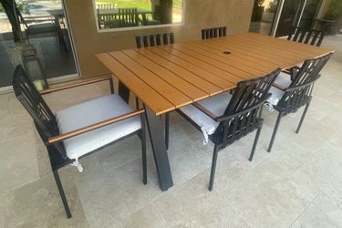Outdoor Patio & Chair Set