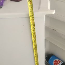  SANYO  mini fridge like new 