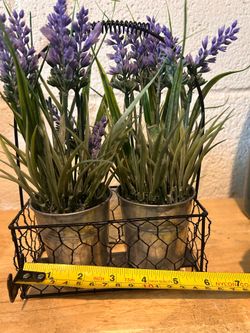 Decorative artificial lavender arrangement