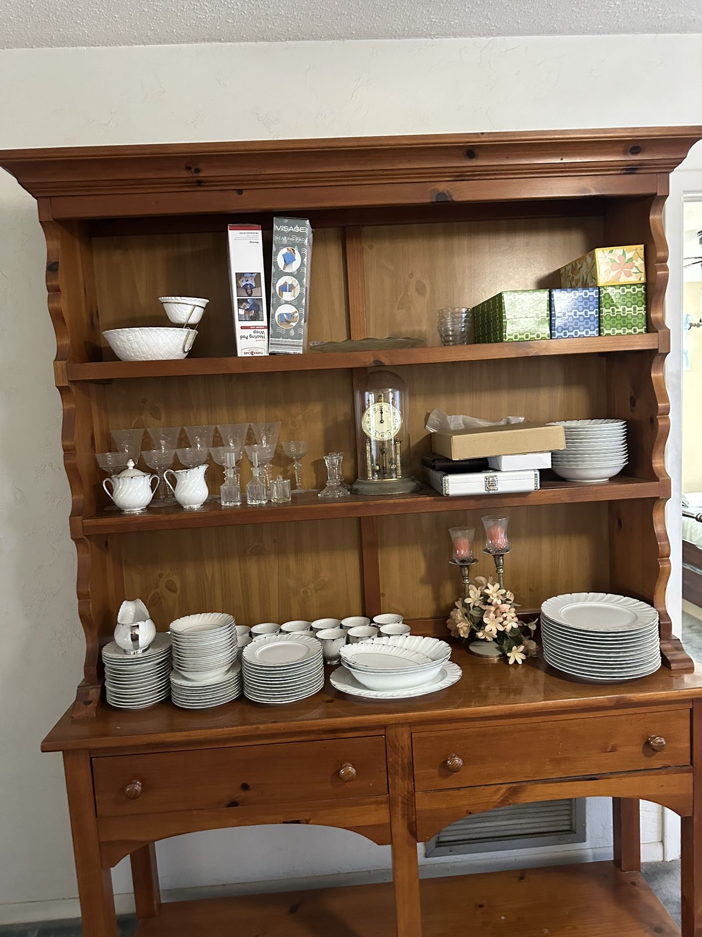  China Hutch
