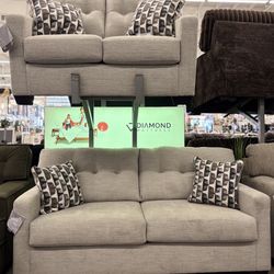 Beautiful Sofa And Loveseat 