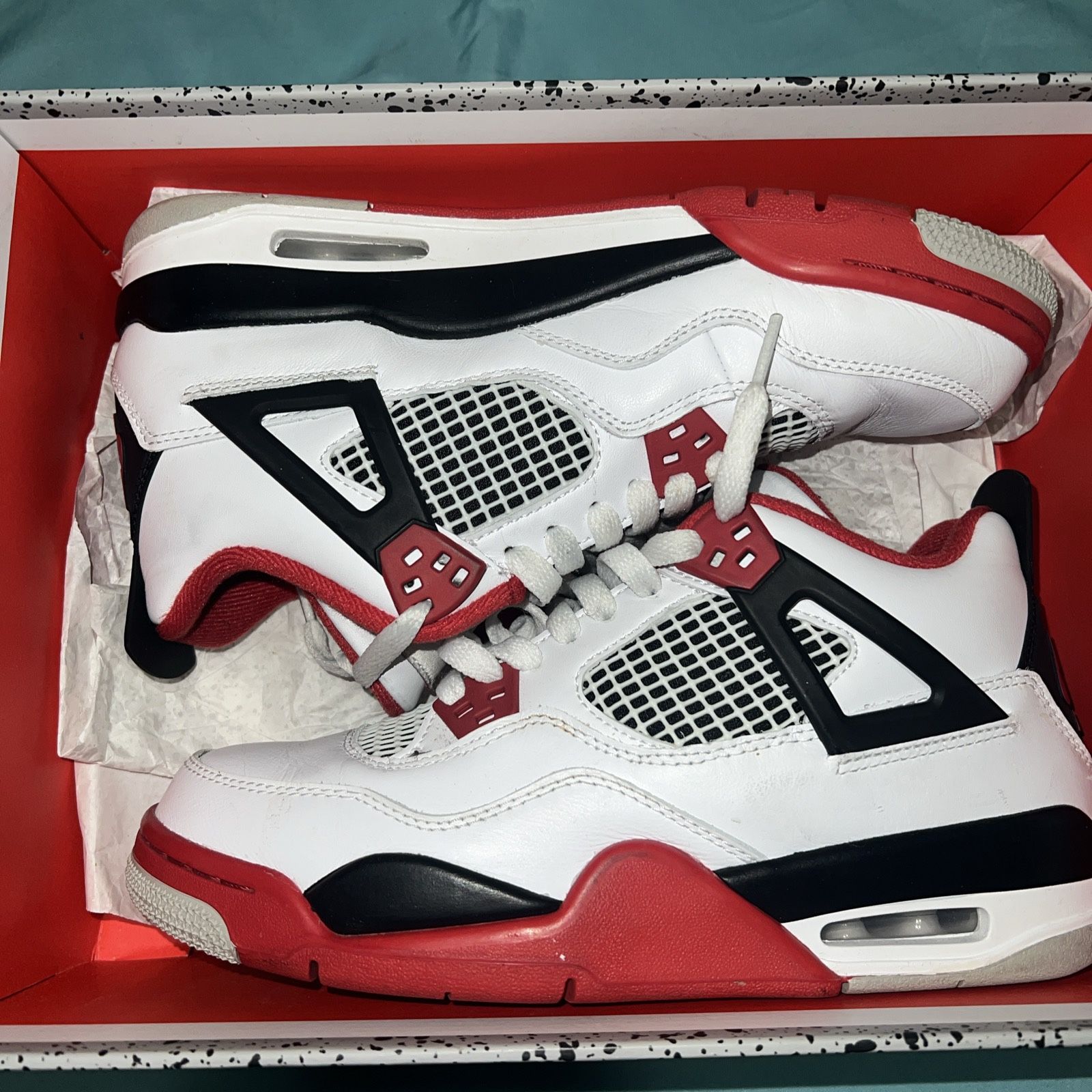 Jordan 4 Fire Red Size 6.5