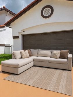 FREE DELIVERY‼️ Light Beige 3 Seat/Chaise