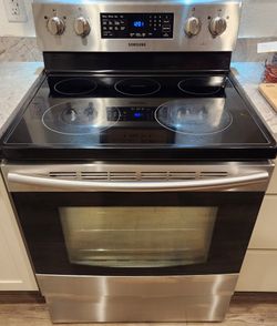 Stainless Steel Samsung 30-inch Electric Glass Top Stove