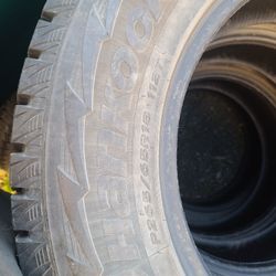 Studded Hankook Pike Rw 11 265/65 R18